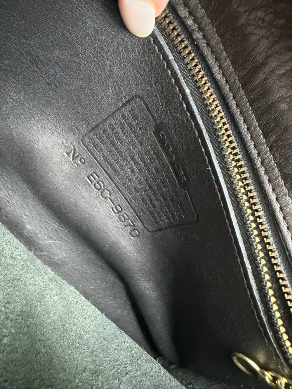 Vintage Coach Court Bag - Black Leather Top-Handle Satchel with Gold Turn-Lock - Picture 3 of 9